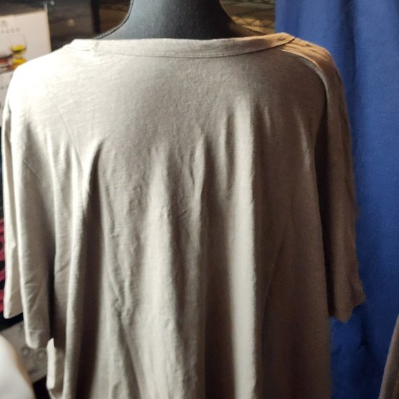 Universal Thread Goods Co. Galvanized Gray Fitted V Neck Short Sleeve TShirt 3XL - Picture 13 of 15